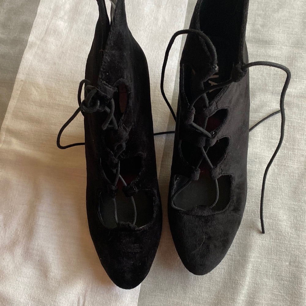 Lace up heels Mia